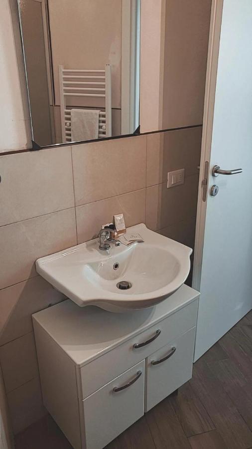 Appartement ᗰiki ᕼouտᗴ 2 à Florence Extérieur photo